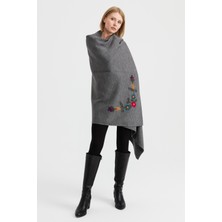 Desen Triko Kadın Köşeleri Nakış Işlemeli Şal Gri Melanj