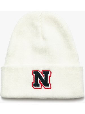 Koton Kolej Bere Harf Işlemeli Katlama Detaylı