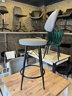 Sandalye Shop Yeni,dolce Tasarım Bar Sandalyesi  75 cm Gri Deri Döşeme 100 ILE115CM Arası Adalara Uyumlu
