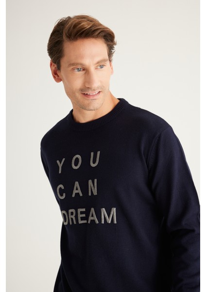 ALTINYILDIZ CLASSICS Erkek Lacivert Tüylenme Yapmayan Kumaşlı Standart Fit Bisiklet Yaka Baskılı Triko Kazak fiyatları