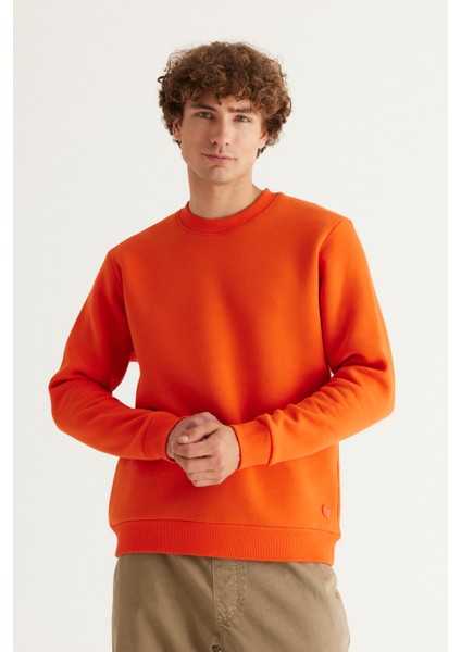 Erkek Turuncu Standart Fit Normal Kesim Içi Polarlı 3 Iplik Bisiklet Yaka Pamuklu Sweatshirt