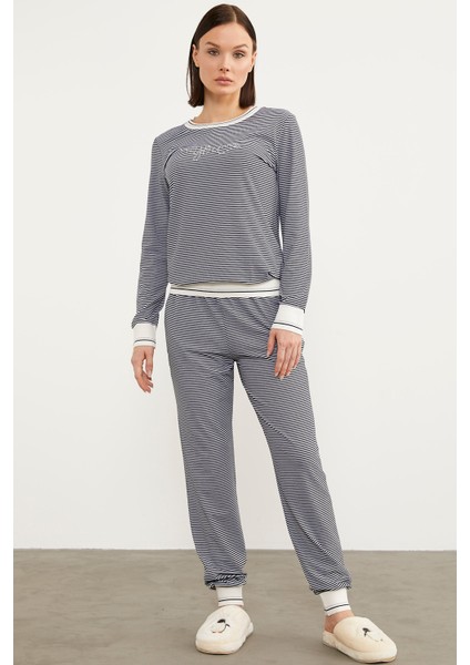 Çizgili Sıfır Yaka Pijama Takım - Lacivert