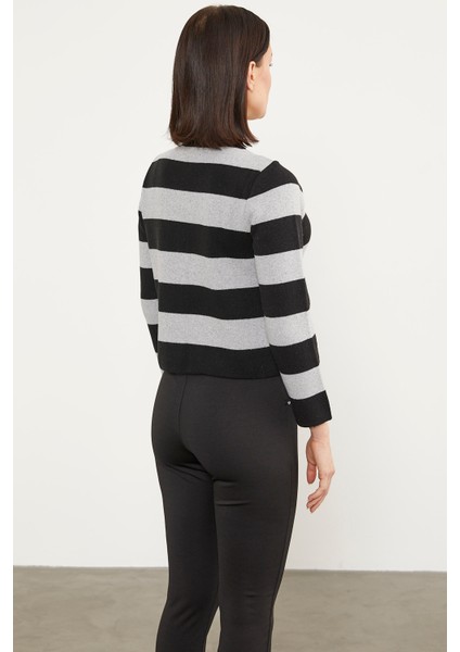 Çizgili Kısa Triko Hırka - Siyah indirimleri