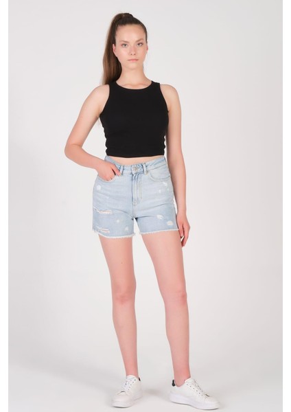 - Kadın Yıpratmalı Kot Şort Açık Mavi
