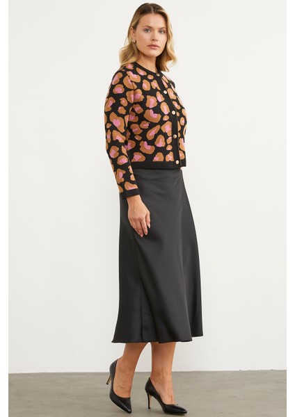 Leopar Desenli Triko Hırka - Siyah fırsatları