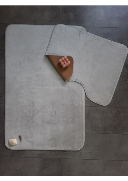 Ultrasoft Düz Gümüş Gri 2'li Banyo Halısı Paspası Seti Kaymaz Deri Tabanlı Yıkanabilir Klozet Takımı
