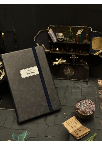 Venzi Art Sert Kapak Vegan Deri 192 Sayfa A5 80GR. Noktalı Defter
