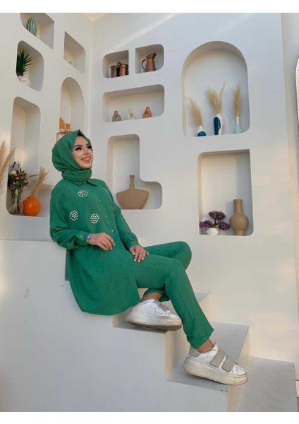 Bym Taş Detaylı Düğmeli Tunik ve Pantolon Takım 8403 Zümrüt modelleri
