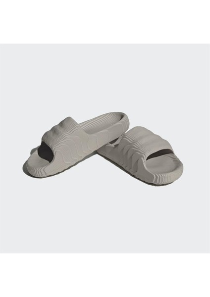 Adilette 22 Kadın Terlik fırsatları