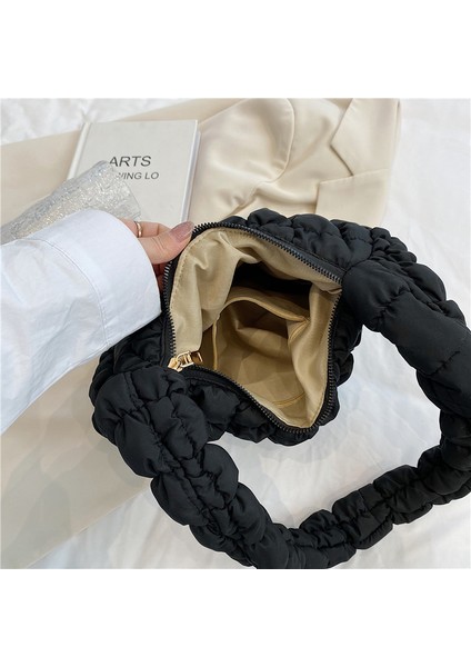 Bulut Çanta Pileli Puf Çanta Kore Versiyonu Kadın Tek Omuz Aşağı Çanta Rahat Büyük Kapasiteli Çanta Moda Trendy Çanta (Yurt Dışından) indirimleri