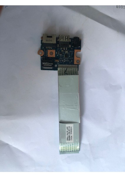 Satellite C50D-B-127 Notebook USB Port