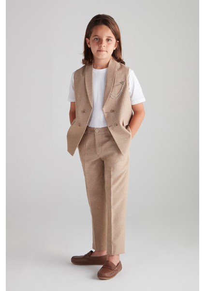 Erkek Çocuk Kolsuz Kruvaze Takım Elbise (Vizon) - Yaka Aksesuarlı