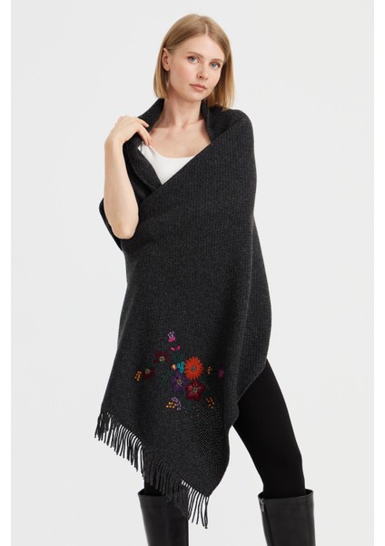 Kadın Triko Pirinç Örgü Işlemeli Yün Şal K.füme modelleri