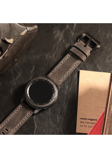 Samsung Galaxy Watch 4 5 6 / Watch 6 Classic 40MM 43MM 44MM 47MM Watch 5 Watch 5 Pro 40MM 44MM 45MM Watch 4 40MM 42MM 44MM 46MM Oval Uçlu Gri Deri Kordon 20MM Hakiki Deri Kayış indirimleri