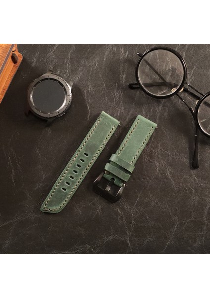 Samsung Galaxy Watch 4 5 6 / Watch 6 Classic 40MM 43MM 44MM 47MM Watch 5 Watch 5 Pro 40MM 44MM 45MM Watch 4 40MM 42MM 44MM 46MM Oval Uçlu Yeşil Deri Kordon 20MM Hakiki Deri Kayış