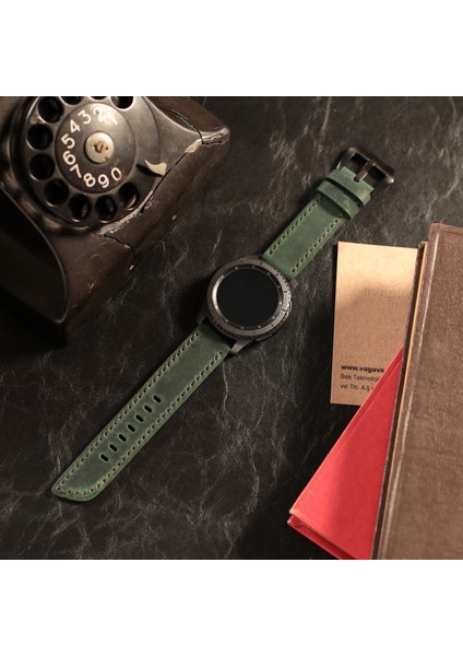 Samsung Galaxy Watch 4 5 6 / Watch 6 Classic 40MM 43MM 44MM 47MM Watch 5 Watch 5 Pro 40MM 44MM 45MM Watch 4 40MM 42MM 44MM 46MM Oval Uçlu Yeşil Deri Kordon 20MM Hakiki Deri Kayış