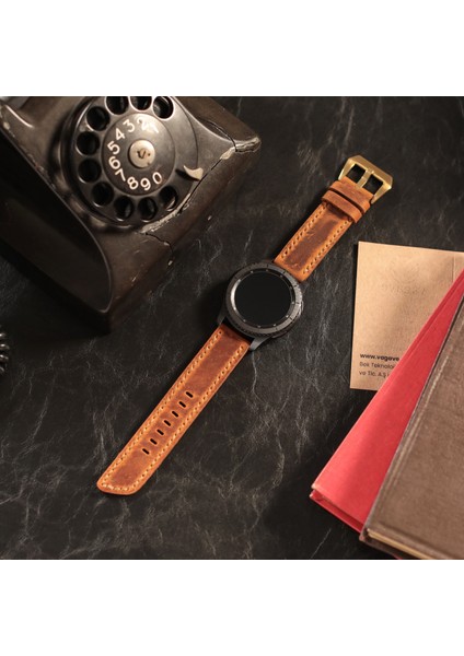 Samsung Galaxy Watch 4 5 6 / Watch 6 Classic 40MM 43MM 44MM 47MM Watch 5 Watch 5 Pro 40MM 44MM 45MM Watch 4 40MM 42MM 44MM 46MM Oval Uçlu Deri Kordon 20MM Hakiki Deri Kayış Hardal