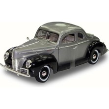 Motormax 1/18 (Motormax) 1940 Ford Deluxe