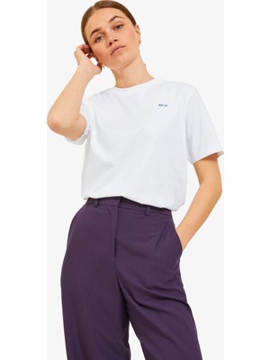 JJXX Jxanna Reg Ss Every Emb Tee Jrs Kadın Beyaz T-Shirt 12236267-WHITE