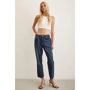 Never More Yüksel Bel Mom Jean