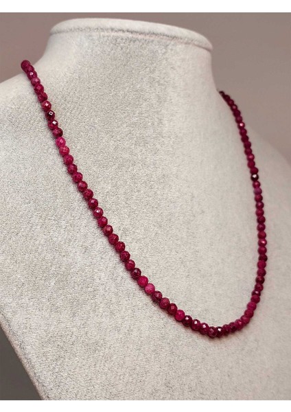 Yakut Taşı Faset Kesim 4mm Kolye (Sabit Klipsli)