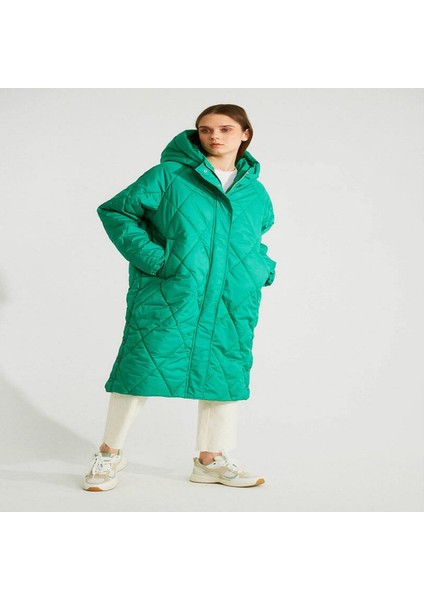 Kapüşonlu Şişme Midi Boy Mont fiyatları