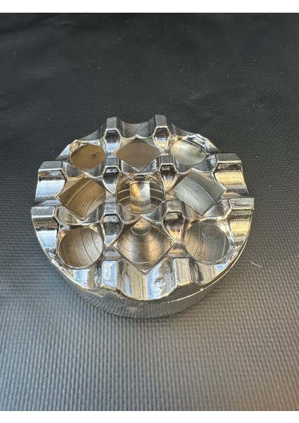 T.m. 1.sınıf Krom Metal Zamak Yuvarlak Küllük Otel,cafe,restaurant 230 gr
