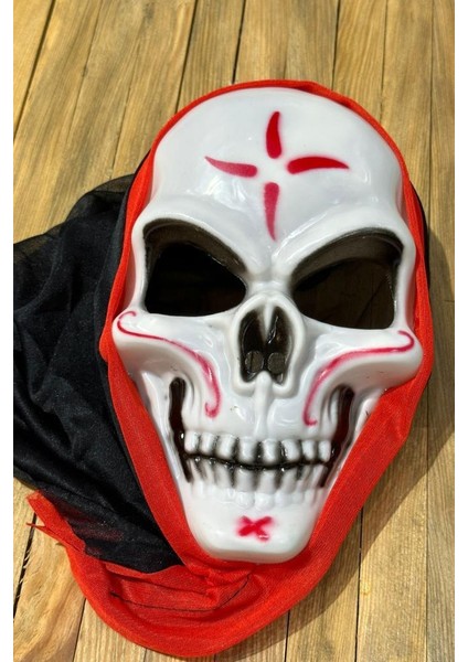 Halloween Cadılar Bayramı Maske Kuru Kafa Kırmızı Siyah Tüllü Beyaz