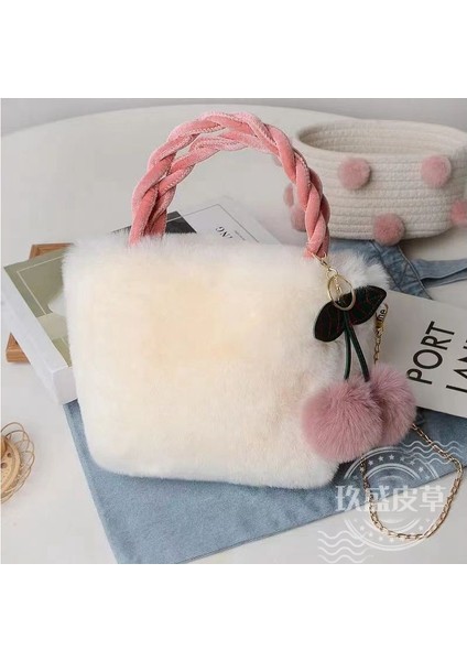 2023 Yeni Büyük Kapasiteli Çok Yönlü Kiraz Çanta Zinciri Messenger Moda Çanta Peluş Çanta Kış Çantası (Yurt Dışından) modelleri