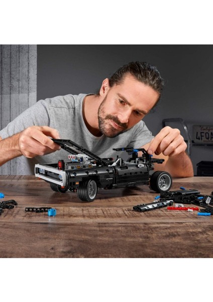 42111 Domun Dodge Chargerı /technic -Fast And Furious +10 Yaş 1077 Pcs indirimleri