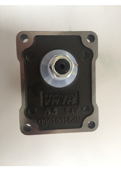 450-480 Traktör Hidrolik Pompası Döküm Kapak 1PN.119.CB11/012 Uyumlu fırsatları