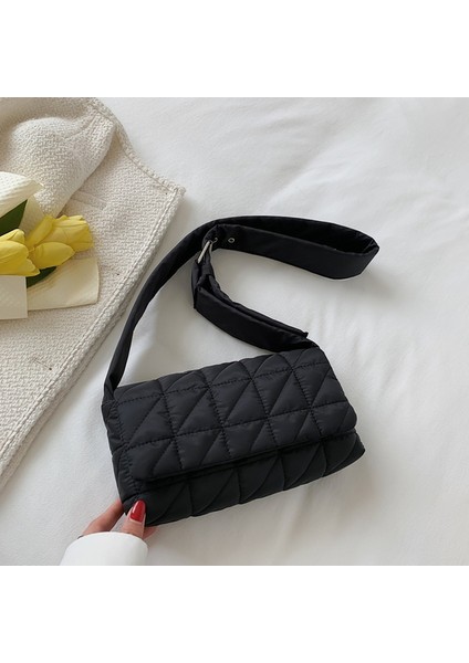 Siyah Moda Dokuma Pamuk Yastıklı Kadın Omuz Çantası Kış Naylon Yastıklı Kapitone Alışveriş Çantaları Kadın Örgü Çanta Crossbody Çanta (Yurt Dışından)