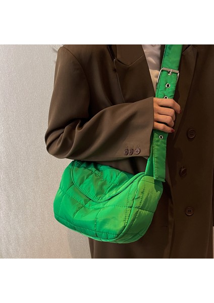 Siyah Eşkenar Dörtgen Bir Moda Kadın Omuz Çantası Kapitone Pamuklu Crossbody Çanta Eşkenar Dörtgen Flap Çanta Seyahat Alışveriş Için Lüks Tasarımcı Tote Çanta Çanta (Yurt Dışından) indirimleri