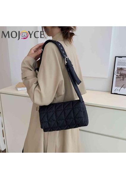 Siyah Moda Kadın Çanta Düz Renk Tasarımcı Yastıklı Kapitone Crossbody Çanta Kemer Tokası Kadın Crossbody Çanta Taşınabilir Seyahat (Yurt Dışından) indirimleri