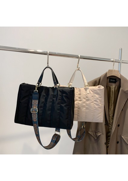 Beyaz Moda Omuz Çantası Büyük Kapasiteli Kadın Crossbody Çanta Düz Renk Naylon Yumuşak Bayanlar Için Seyahat Için Taşınabilir Hafta Sonu Için Hediye (Yurt Dışından) indirimleri