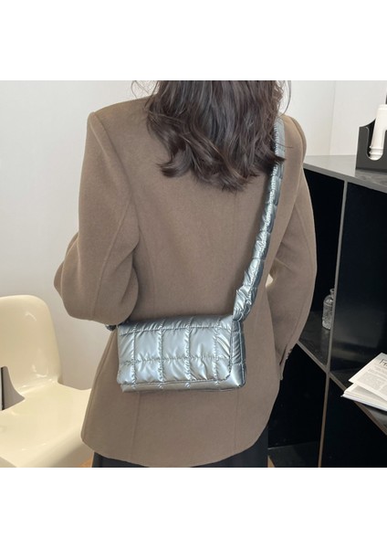 Gümüş Kapitone Kadın Askılı Çanta Moda Kontrol Bayanlar Çanta Rahat Toka Sonbahar Kış Flap Alışveriş Seyahat Için Yumuşak Düz Renk (Yurt Dışından)