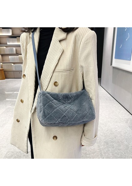 Siyah Kış Trendi Peluş Çanta Kadınlar Için Eşkenar Dörtgen Desen Taklit Kürk Tasarımcı Çanta Lüks Marka Tote Çanta Bayanlar Omuz Alışveriş Çantası (Yurt Dışından) fırsatları