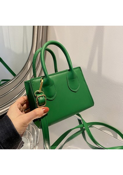 Siyah 2022 Düz Renk Pu Deri Kadınlar Için Crossbody Çanta Zincir Kadın Omuz Çantaları Mini Çantalar Seyahat Çapraz Vücut Çanta (Yurt Dışından) fiyatları