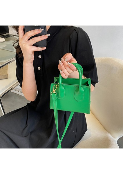 Siyah 2022 Düz Renk Pu Deri Kadınlar Için Crossbody Çanta Zincir Kadın Omuz Çantaları Mini Çantalar Seyahat Çapraz Vücut Çanta (Yurt Dışından) modelleri