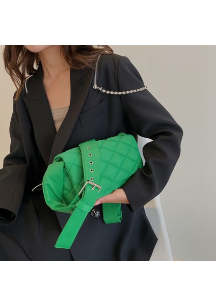 Beyaz 2022 Yeni Uzay Yastıklı Pamuk Tote Çanta Tasarım Kapitone Kadın Omuz Crossbody Çanta Lüks Kadın Aşağı Çanta Küçük Tote Çanta (Yurt Dışından) fırsatları