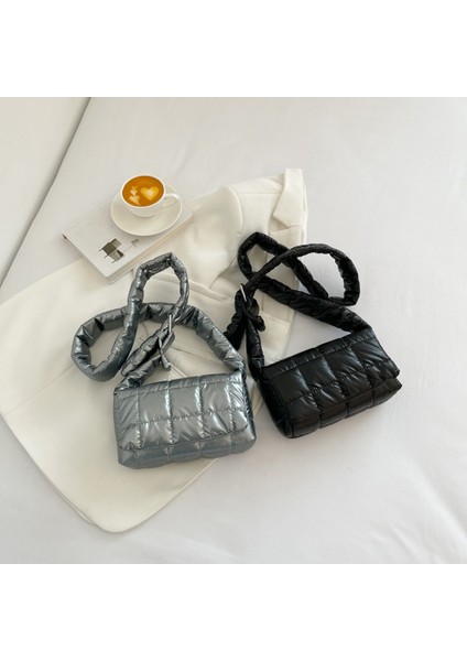 Siyah Kapitone Crossbody Çanta Kadınlar Için Moda Onay Çanta Sonbahar Kış Rahat Naylon Yastıklı Çanta Düz Renk Kadın Omuz Çantaları (Yurt Dışından) indirimleri
