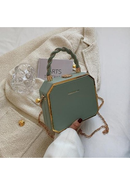 Açık Yeşil Mini Pu Deri Kadınlar Için Crossbody Çanta Lüks Marka Omuz Çantası Moda Tasarımcısı Çantalar ve Çantalar Bayan Zincir Sevimli Kılıf (Yurt Dışından)