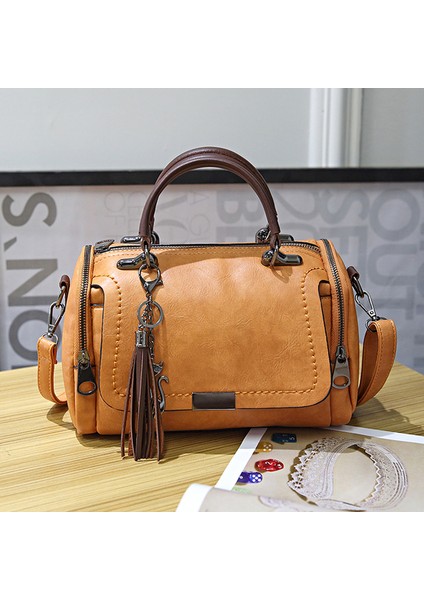 Açık Kahverengi Retro Omuz Crossbody Çanta Boston Pu Deri En Saplı Çanta Ayarlanabilir Askı Püskül Dekorasyon Bayanlar Kızlar Için Vintage Katı (Yurt Dışından)