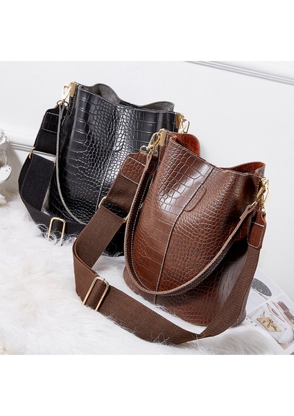 Siyah Vintage Crossbody Çanta Kadın Pu Deri Timsah Desen Omuz Messenger Kova Kadın Çanta Bayanlar Alışveriş Çantaları Seyahat Için (Yurt Dışından) fiyatları