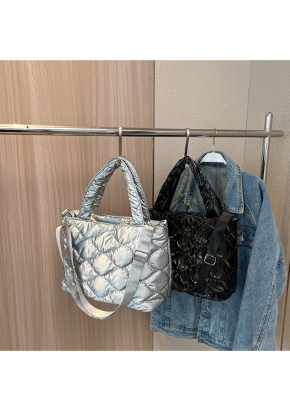 Gümüş Moda Kadın Omuz Çantaları Kış Düz Renk Naylon Pamuk-Yastıklı Çanta Rahat Kadın Büyük Fermuar Kapitone Crossbody Çanta Tote (Yurt Dışından) modelleri