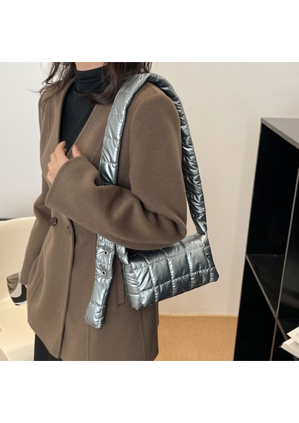 Gümüş Moda Pilili Kapitone Pamuk Yastıklı Izgara Çanta Kadın Büyük Kapasiteli Omuz Messenger Çanta Tasarım Satchel Alışveriş Çantası Çanta (Yurt Dışından) fırsatları