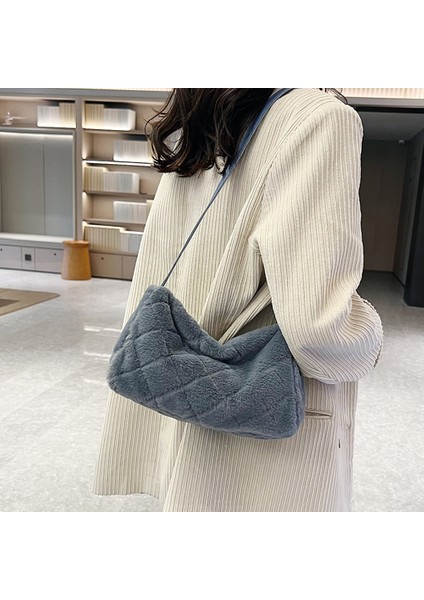 Siyah Sonbahar Kış Omuz Çantaları Kadınlar Için Eşkenar Dörtgen Desen Peluş Kabarık Askılı Çanta Moda Rahat Yumuşak Ayarlanabilir Crossbody Çanta (Yurt Dışından) indirimleri