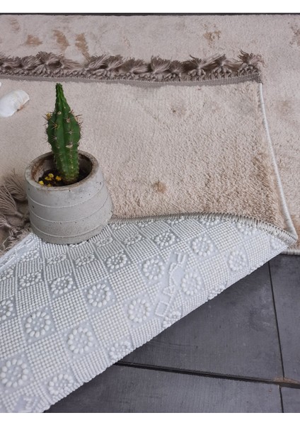 Elite Vizon Ponpon Saçaklı Peluş 2'li Banyo Paspası Halısı Kaymaz Taban Klozet Takımı Püsküllü