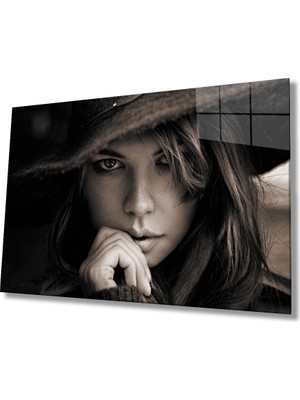 Miray Life Siyah Beyaz Insan Fotoğrafları Kadın Cam Tablo