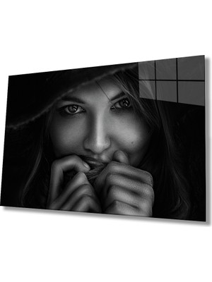 Miray Life Siyah Beyaz Insan Fotoğrafları Kadın Cam Tablo